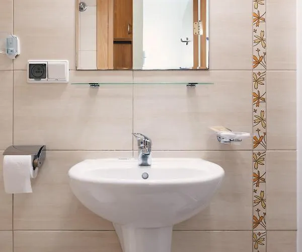 Osrodek Wypoczynkowy Ondraszek 3*